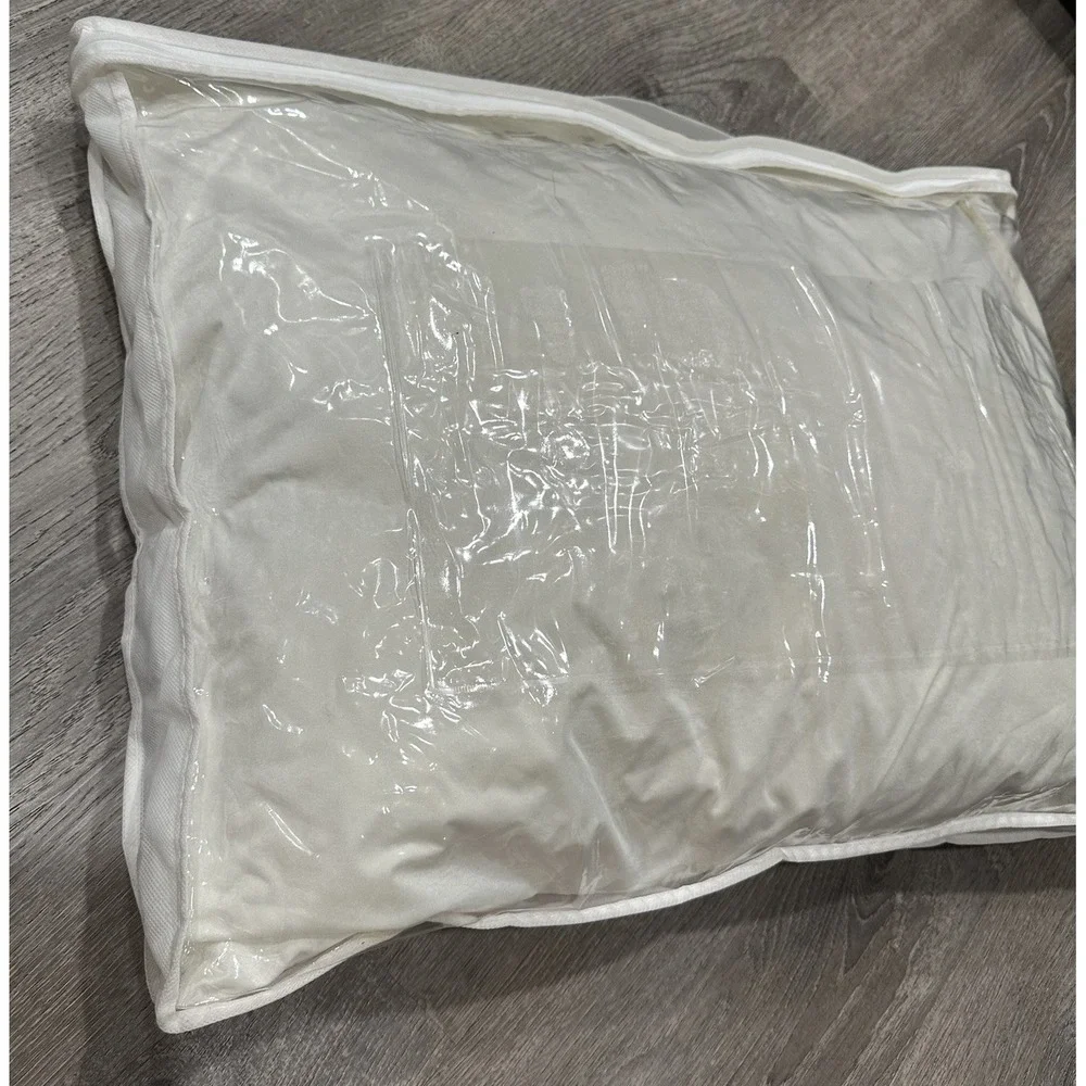 Brooklinen Down Alternative Pillow Standard‎ 20' X 26' Hypoallergenic White new